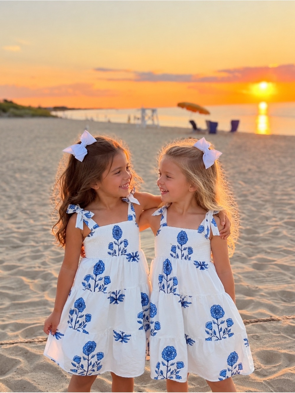 Everyone Loves the Weekend Nantucket Girls Dress Size Small Blue White